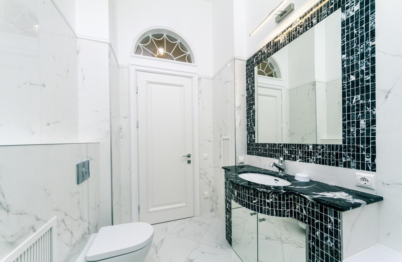 Vip Apartment Near Kreschatyk, 31А Pushkinska Street Kyjev Exteriér fotografie