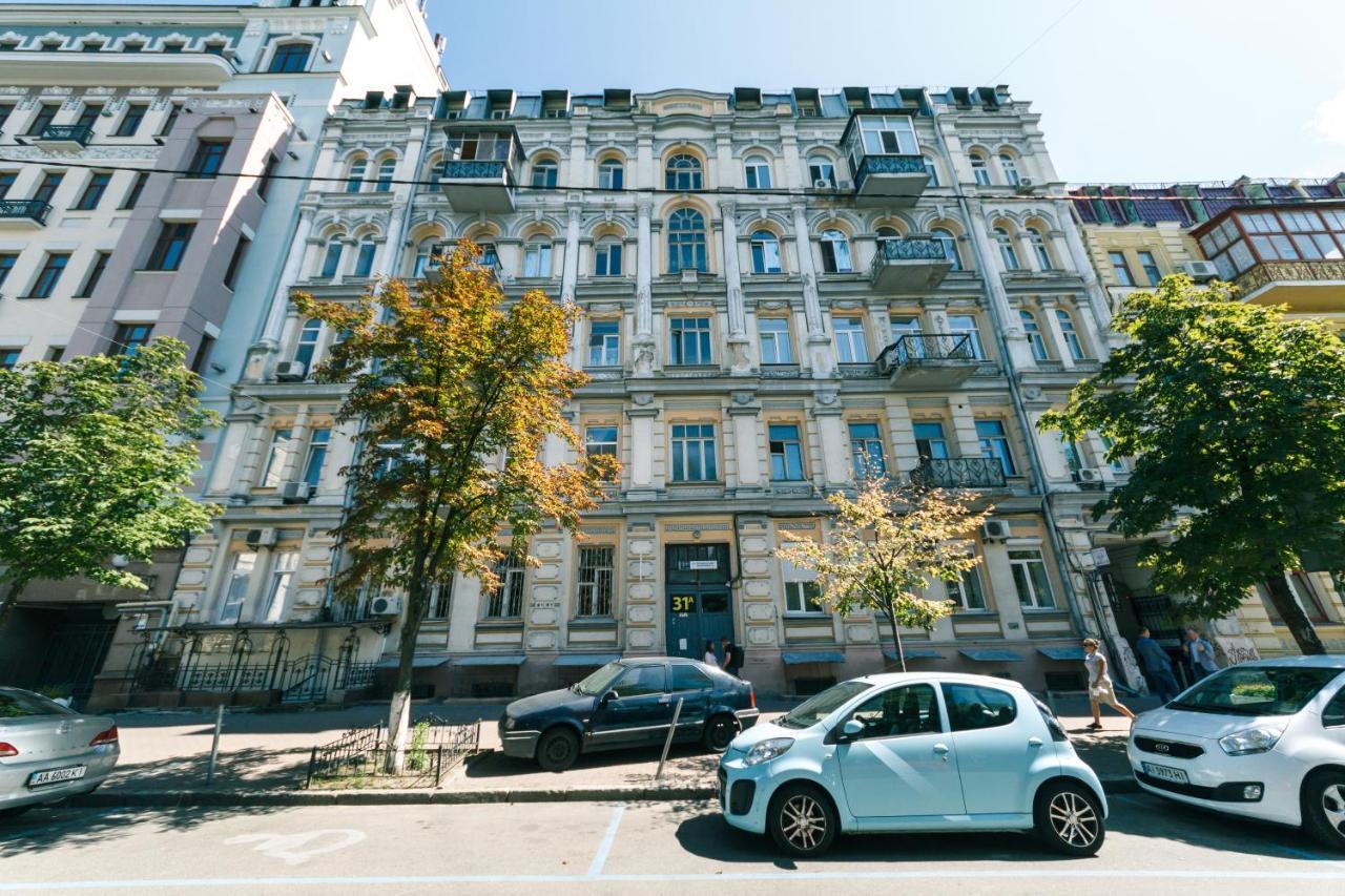 Vip Apartment Near Kreschatyk, 31А Pushkinska Street Kyjev Exteriér fotografie